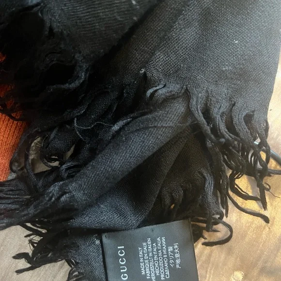 Cucci shawl - Picture 8 of 11